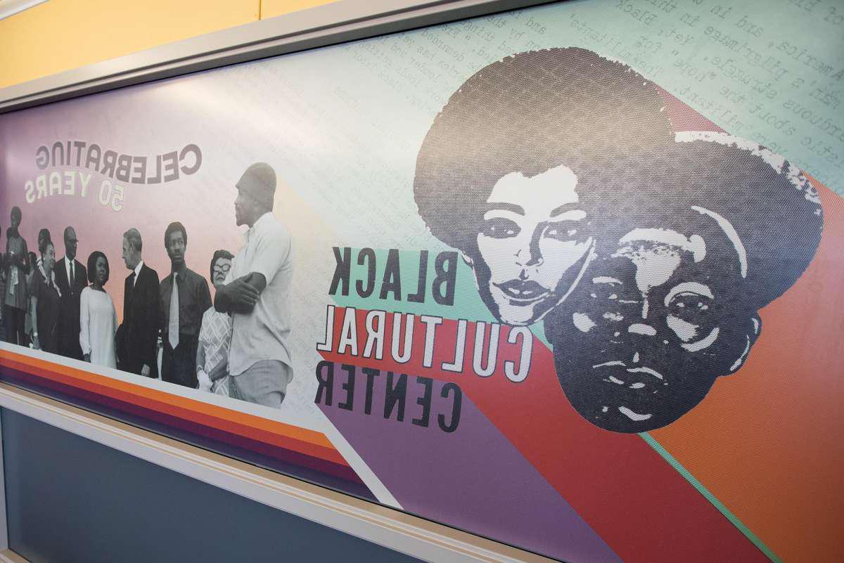 黑人文化中心周年纪念壁画展示